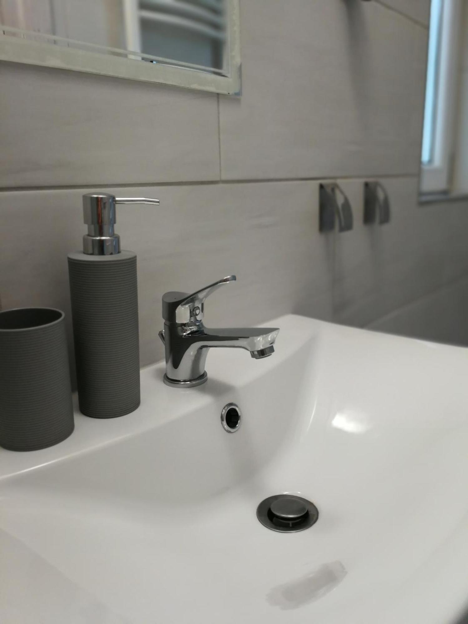 Kacik U Miry Apartment เยเลเนียกูรา ภายนอก รูปภาพ